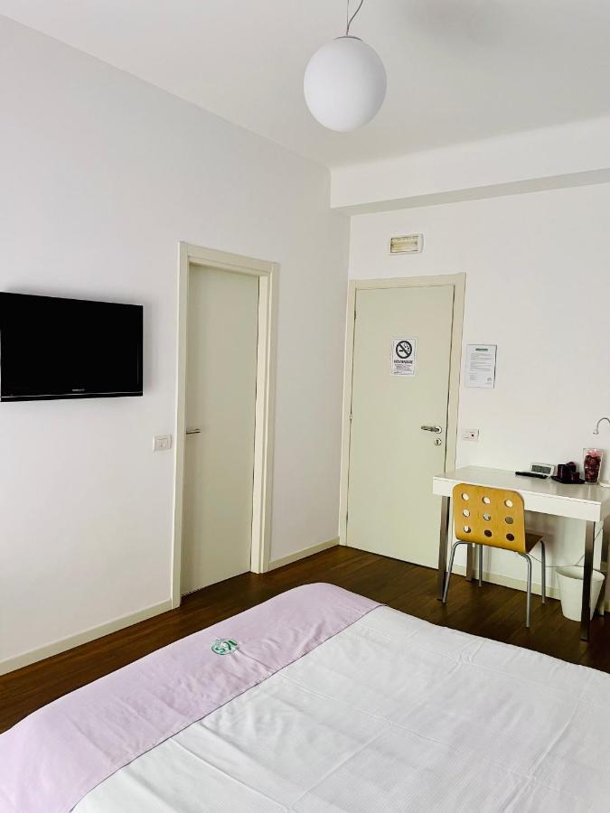 Via Padova 165 Hotel Milánó Kültér fotó